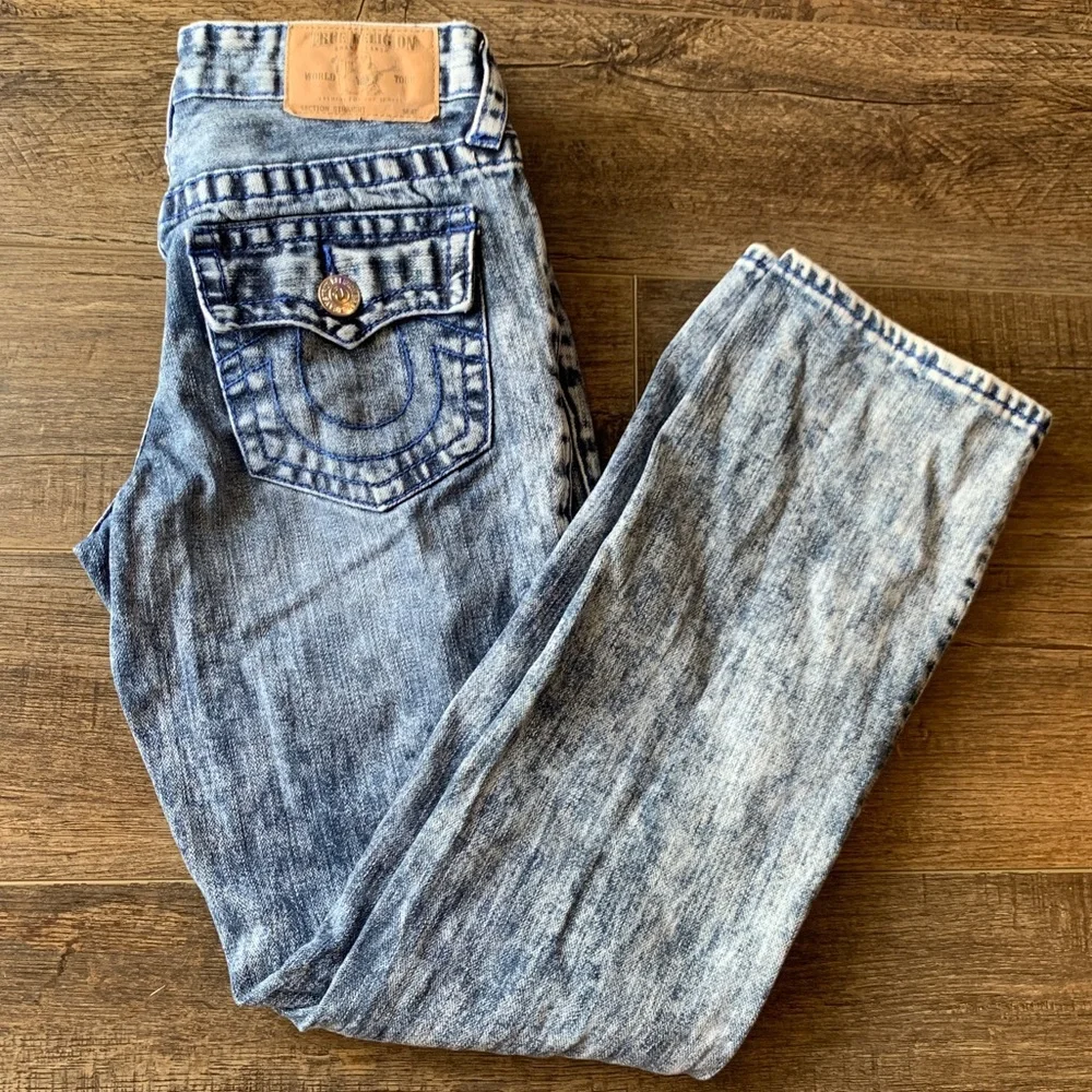 ❤️SOLD Children’s True Religion Straight Fit Contrast Acid Wash Distressed Jeans - Picture 1 of 11